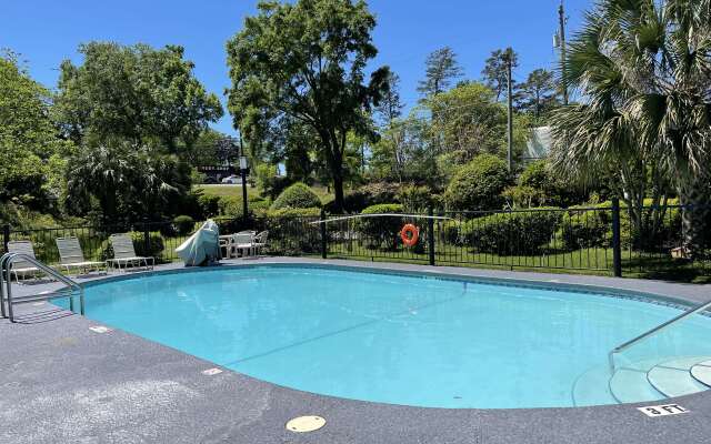 Best Western Tallahassee-Downtown Inn & Suites