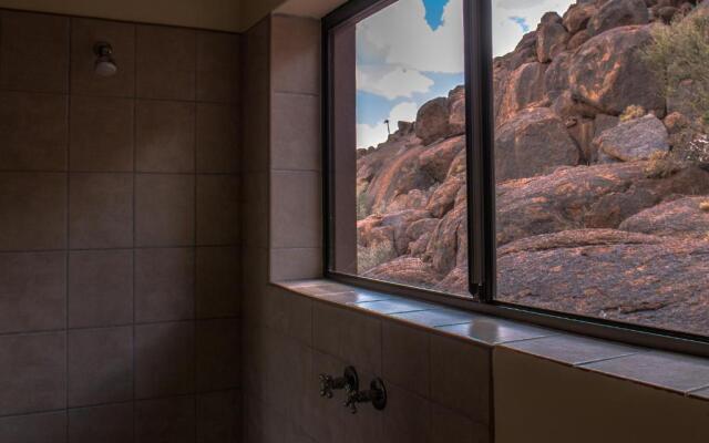 Greenfire Desert Lodge
