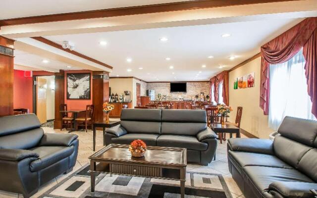 Quality Inn Hoffman Estates - Schaumburg