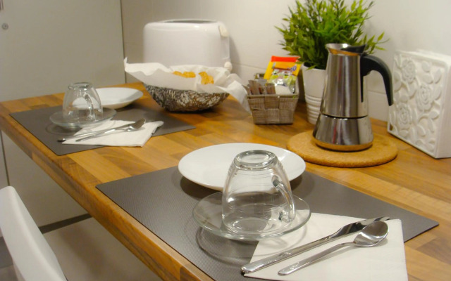 Apart BLANCO para ESQUÍ y ALHAMBRA. Garaje privado