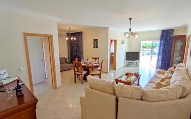 200m beach Apartment Falesia