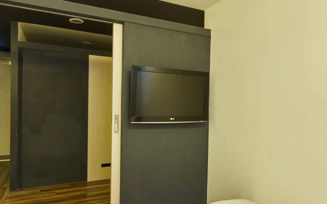 Single inn kaohsiung Lisen Hostel