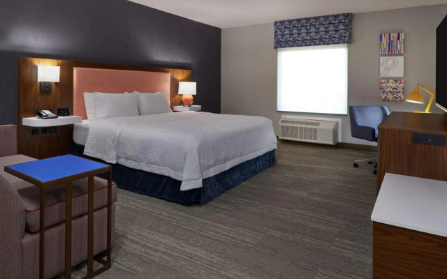 Hampton Inn & Suites by Hilton Montreal-Dorval