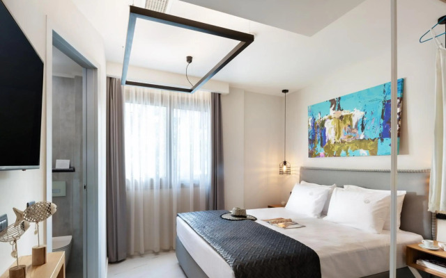 Sea Level Hotel