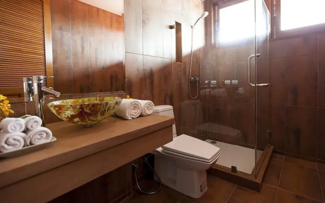 Baan Phuttarak - Choeng Mon