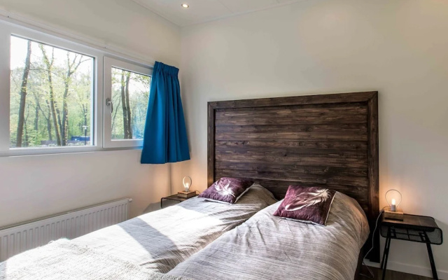 Comfortable Chalet Near the Veluwe