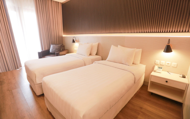 Lotus Garden Hotel & Restaurant
