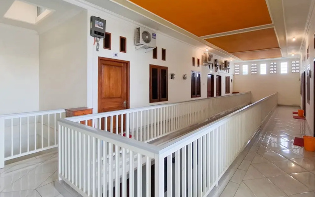 RedDoorz Syariah at Jalan Panglima Sudirman Probolinggo