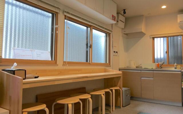 Osaka Guesthouse SAYURI TENGACHAYA Ekimae