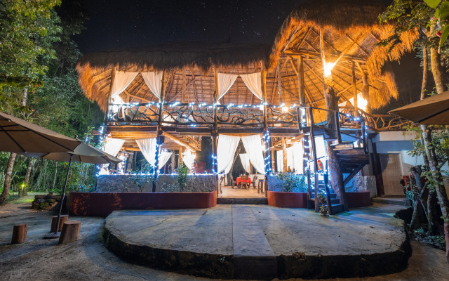 Jolie Jungle Eco Hotel