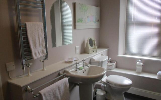 Brookshill House B & B