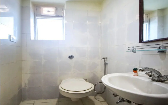 OYO 15246 The Park View Residency