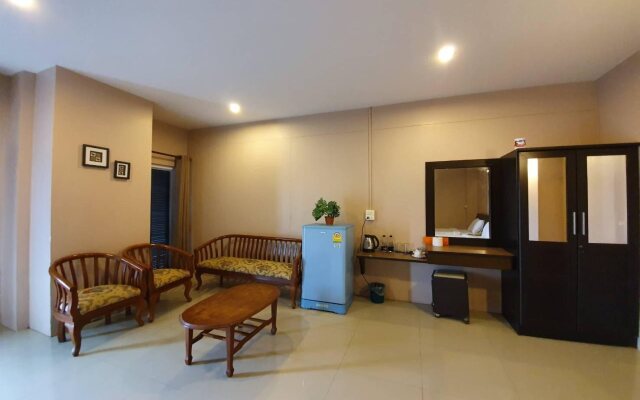 Highway Hotel Khon Kaen