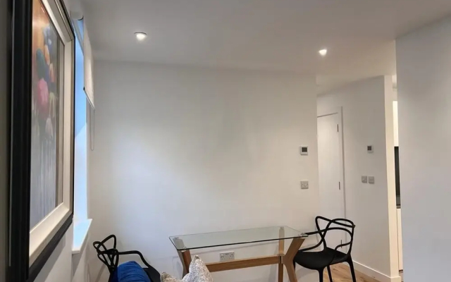 Chapel - Central Studio Apartment