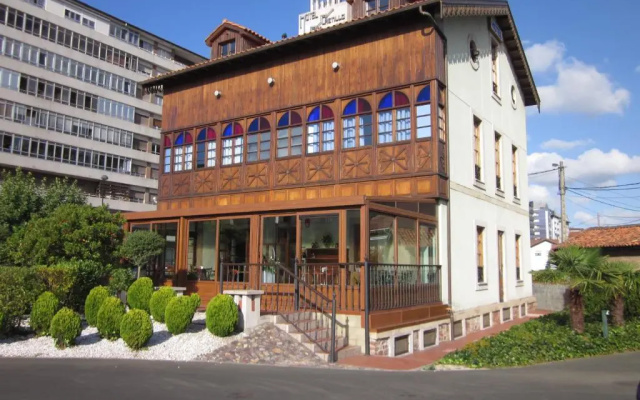 Hotel Castillo de Gauzón