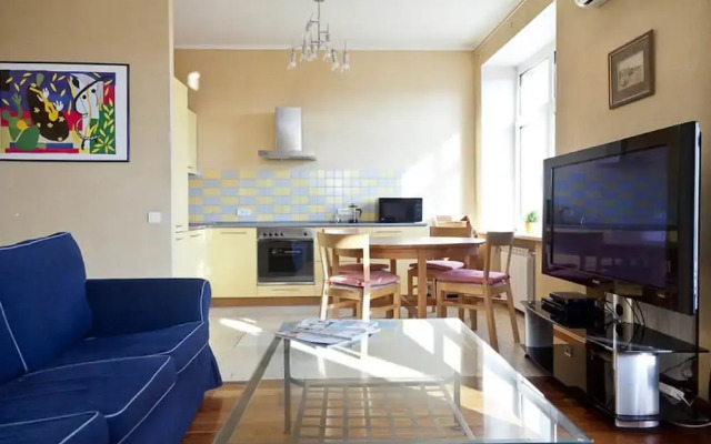 Апартаменты «LUXKV на Дружинниковской»