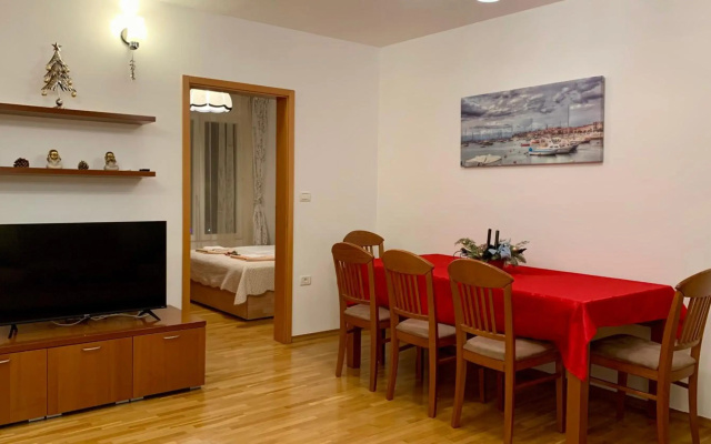 Primavera Apartments