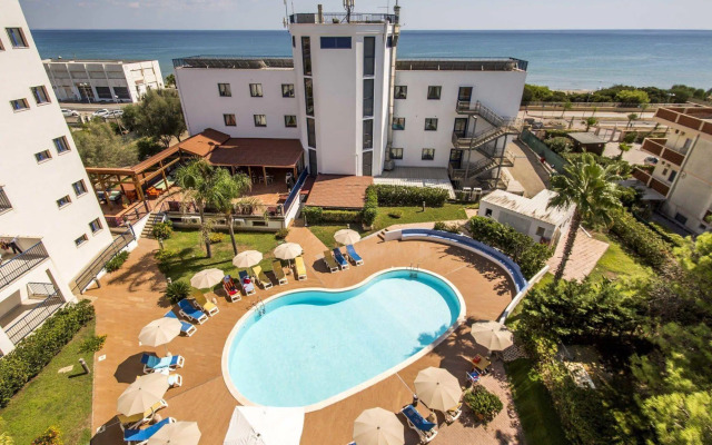 Ticho's Greenblu Hotel