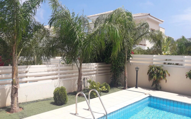 Anthorina Villa 4