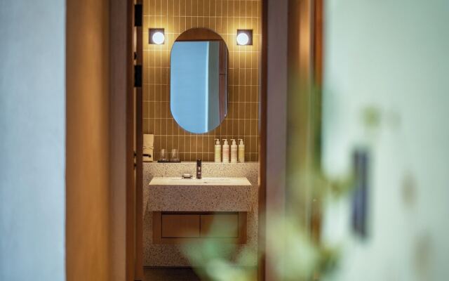 L7 West Lake Hanoi By Lotte - L7 Residences
