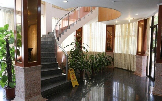 Zhuhai Yujingwan Holiday Hotel