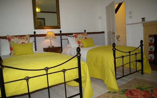 The Chichester Inn
