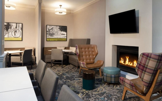 Residence Inn by Marriott Newark Silicon Valley