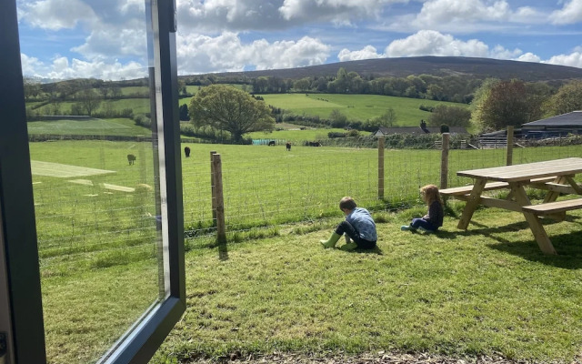 Red Oaks Shepherds hut