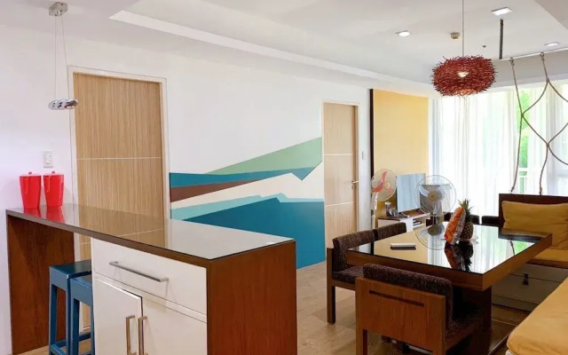 Pico De Loro Hamilo Coast Guest House