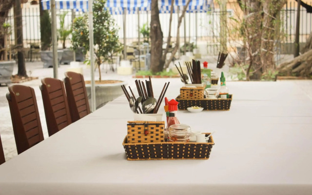 Hoa Binh Hotel
