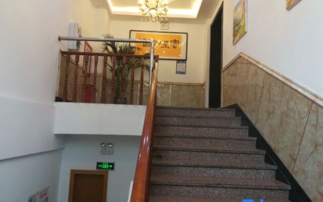 UMYouXuan Gaoxing Hotel (Shanghai Lianhua South Road)