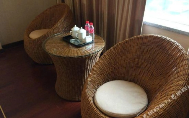 Longtian Hostel