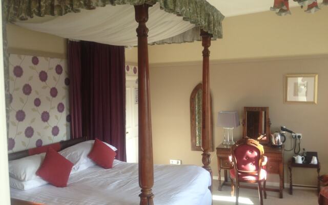 Brecon Castle Hotel