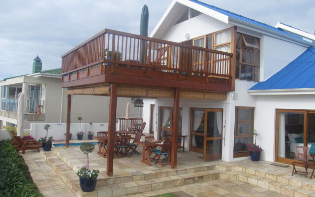 Aquamarine Guest House