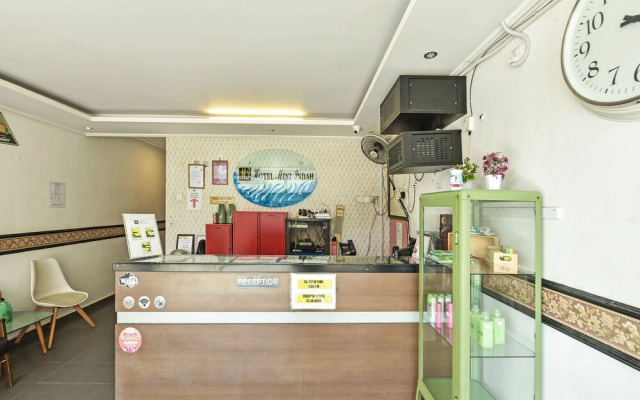 OYO 90727 Hotel Mini Indah