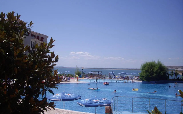 APARTMENT DELUXE MARINA CAPE 4 stars complex 33 6
