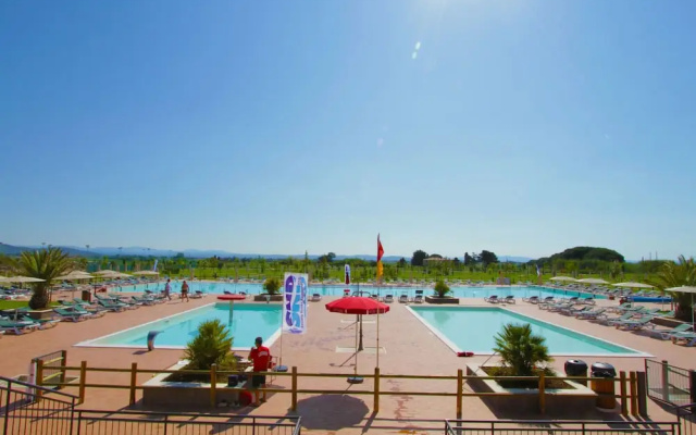 Stylish studio with air conditioning near the Tuscan coast