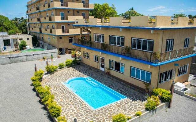 Apartment With 2 Bedrooms In Grand Gaube With Shared Pool Enclosed Garden And Wifi