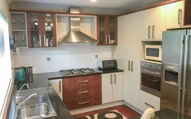 Howick Luxury Large Home