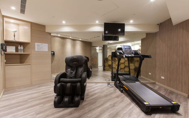 Stay Hotel - Taichung Zhongqing