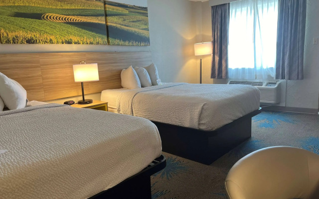 Days Inn by Wyndham Hays