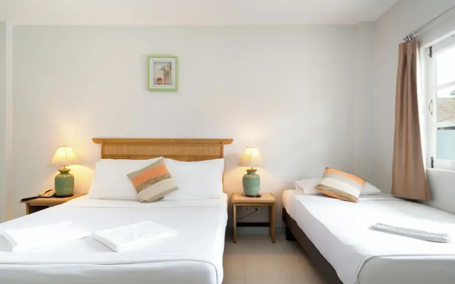 Le Palm Hotel