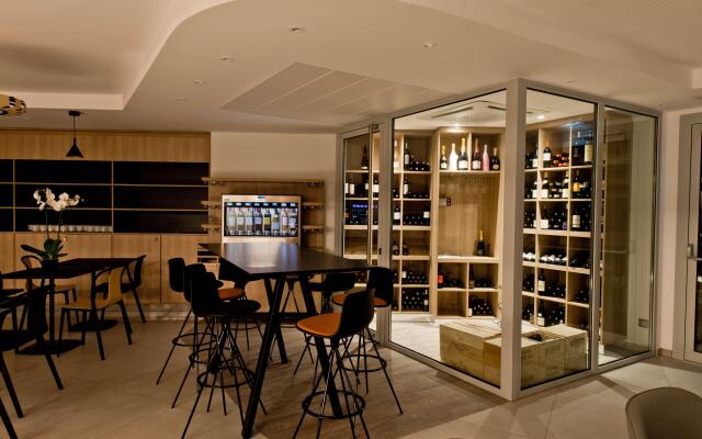 Golden Tulip Sophia Antipolis - Hotel And Spa