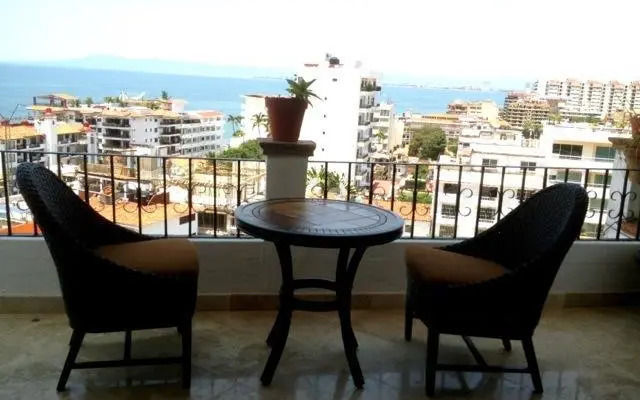 Ocean View Bugambilias