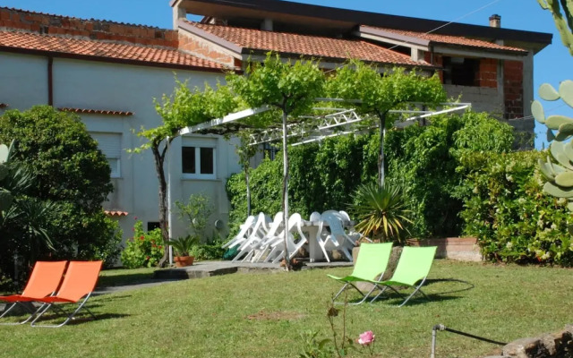 Villa a Velia con Spiaggia di Mare