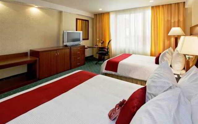Crowne Plaza - Maruma Hotel & Casino