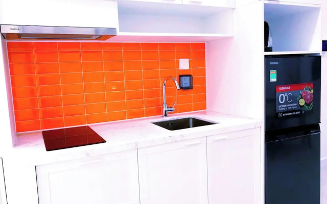 2 Bedrooms Apartment In Sunset Town