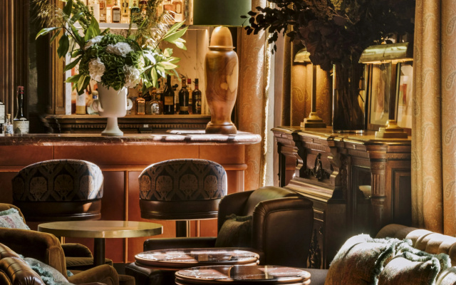 Saint James Paris - Relais & Chateaux
