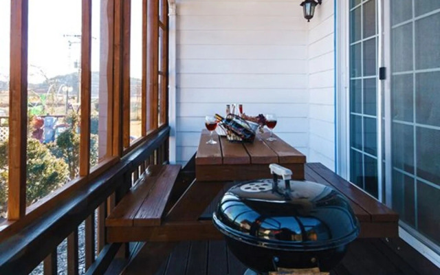 Anmyeondo Red Sun Pension