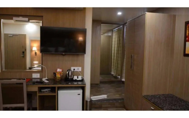 Vista Rooms at Officer Colony